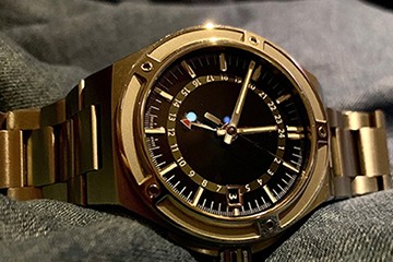 南宁欧米茄表有水气维修