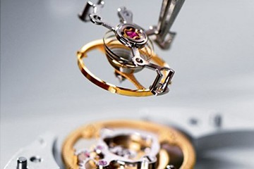 南宁欧米茄石英手表为什么不走